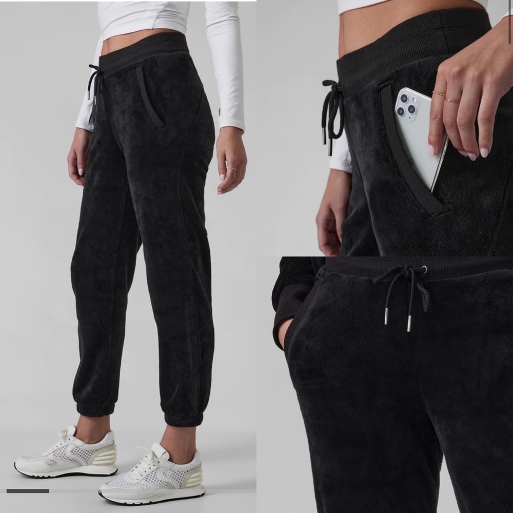Athleta Double Cozy Karma Recover Jogger size XS velour